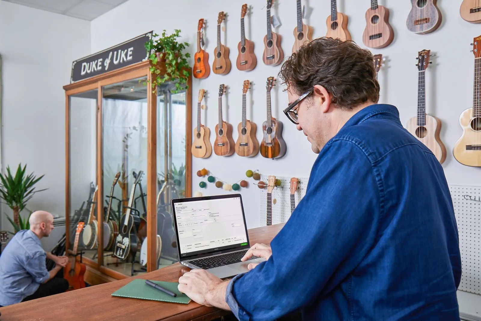 Intuit-Quickbook-Airtable-case-study-guitar-shop.jpg